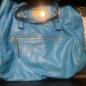 Dolce and Gabbana purse, barely used been in dust bag in box